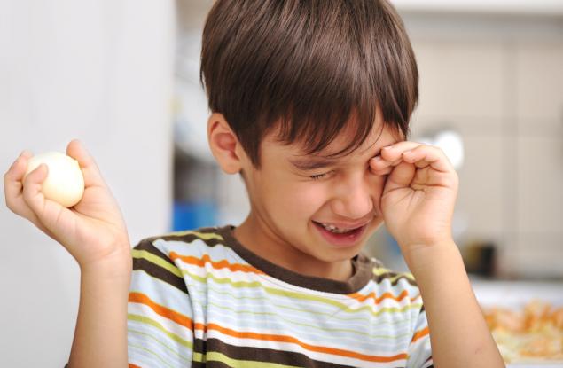 Ето каква е истинската причина, поради която лукът ви кара да плачете