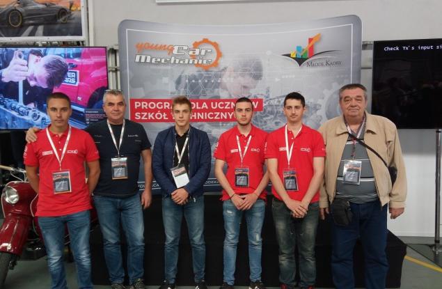 Български ученици в международна надпревара за най-добър млад механик
