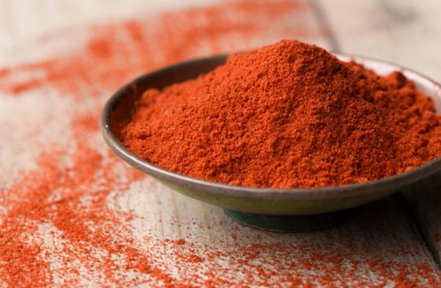 Необичайните, но гениални приложения на червения и черния пипер