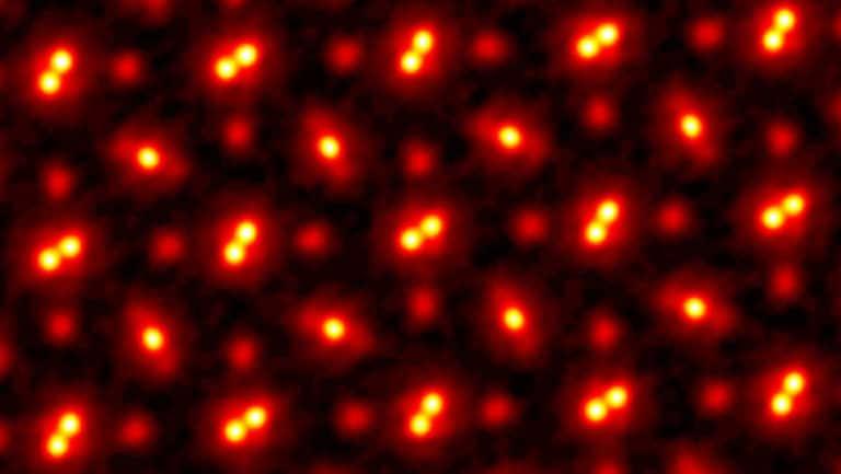 Заснеха атоми с рекордна резолюция