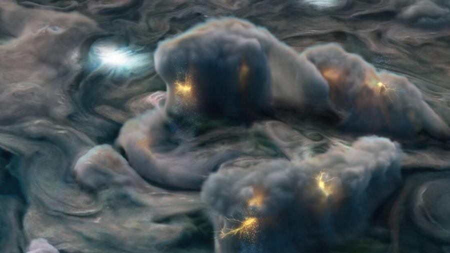 Амонякът образува странни „плитки“ светкавици по облаците на Юпитер