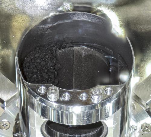 Тези частици от астероида Рюгу вероятно са „най-девствената“ проба от външната част на Слънчевата система 