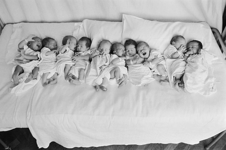 Жена от ЮАР роди 10 близнаци и постави нов световен рекорд
