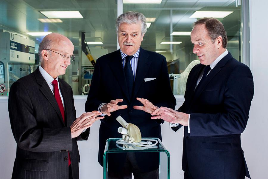 Първото напълно изкуствено сърце бе трансплантирано успешно в американски пациент