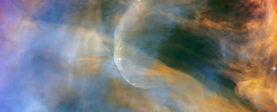Този близък кадър на мъглявината Орион прилича на сюрреалистичен пейзаж от сънищата
