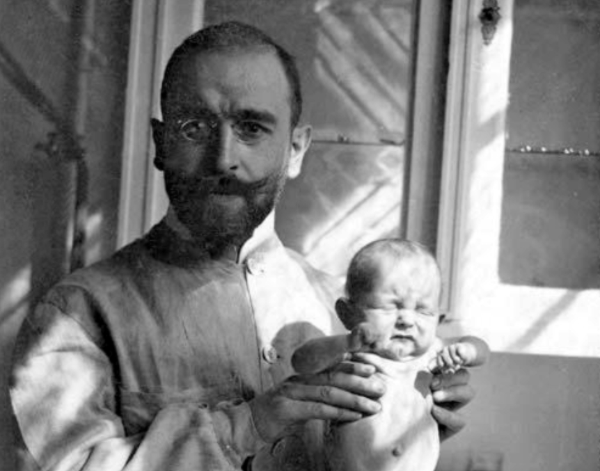Ернст Моро - лекарят, който спаси хиляди бебета със супа