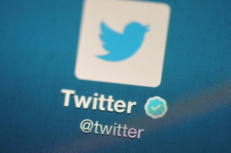 Мъск иска да направи Twitter платен за корпоративни и държавни потребители