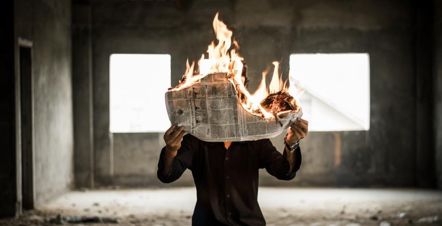 Хората вярват в теории на конспирацията по една напълно логична причина