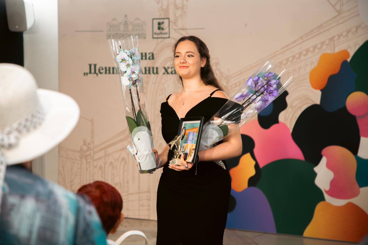 Галя Ганчовска с първи самостоятелен концерт: музика, емоция и български дух