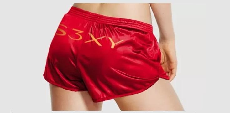 Илон Мъск пусна в продажба своя собствена серия шорти и “счупи” сайта на “Тесла”