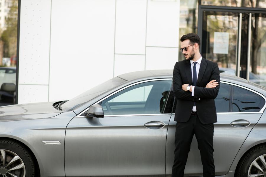 Виц: Повече не искам да си ми шофьор!