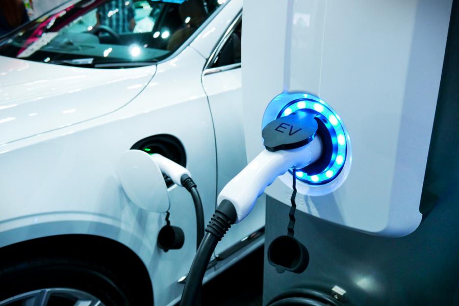 Китайски учени създадоха способ за бързо зареждане на литиево-йонни батерии за електрически автомобили