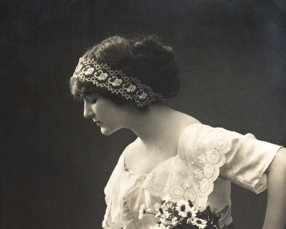 7 нормални женски навика, които през Викторианската епоха са били непристойни