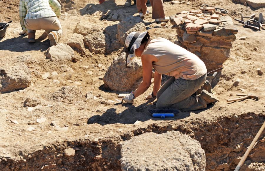 Китайски археолози откриха древни керамични пещи в автономния район Вътрешна Монголия