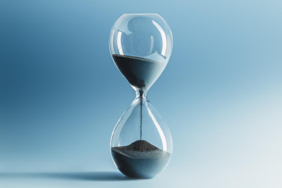 Защо е лоша идея постоянно да гълтате корема си?