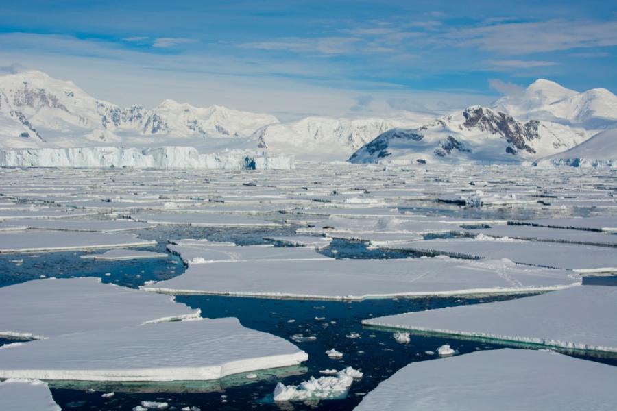 Антарктическо ледено ядро на 5 млн. години съдържа проба от древната атмосфера на Земята