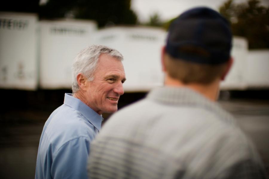 Виц: Как мина денят ти в офиса?