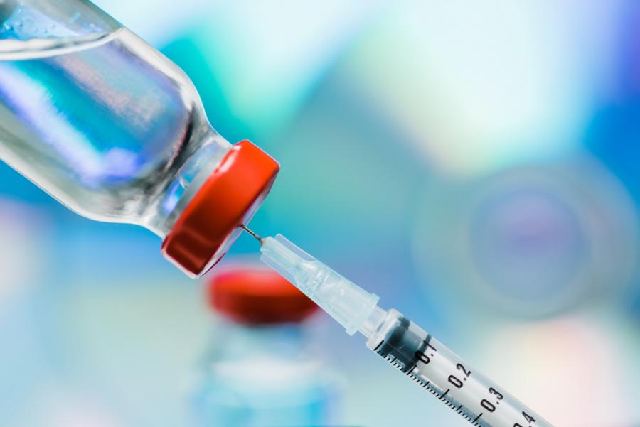 Страничните ефекти от ваксините: Колко е голям рискът?