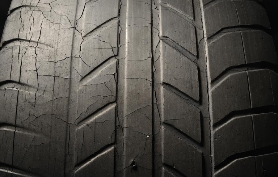 Износените гуми са по-опасни от шофирането в нетрезво състояние