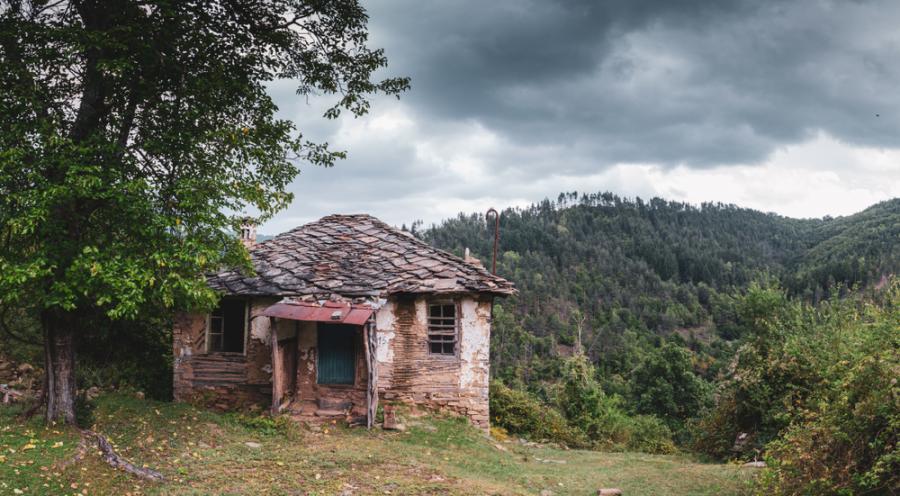 Легендата за село Шишенци: Най-страшното място в България?