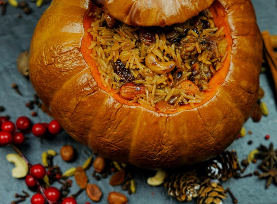 Гапама – арменска пълнена тиква с ориз, сушени плодове и мед