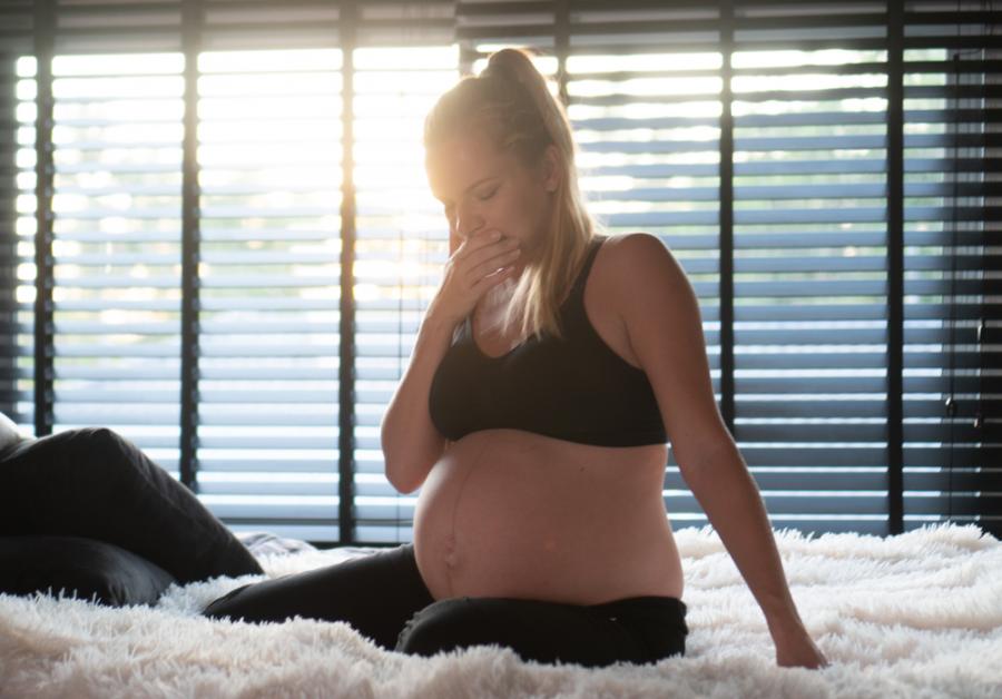 Как да се справим с токсикозата през бременността
