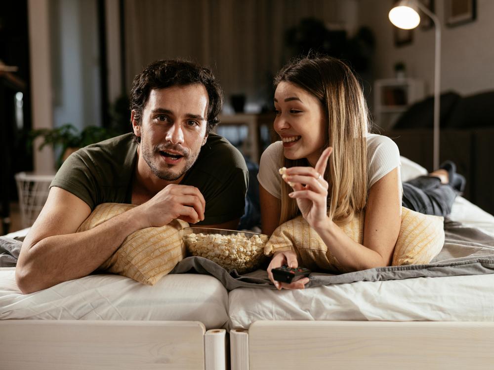 Виц: С жената в къщи сме рапъри