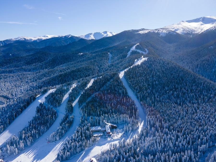 Зими с нов характер – игра на топло и студено