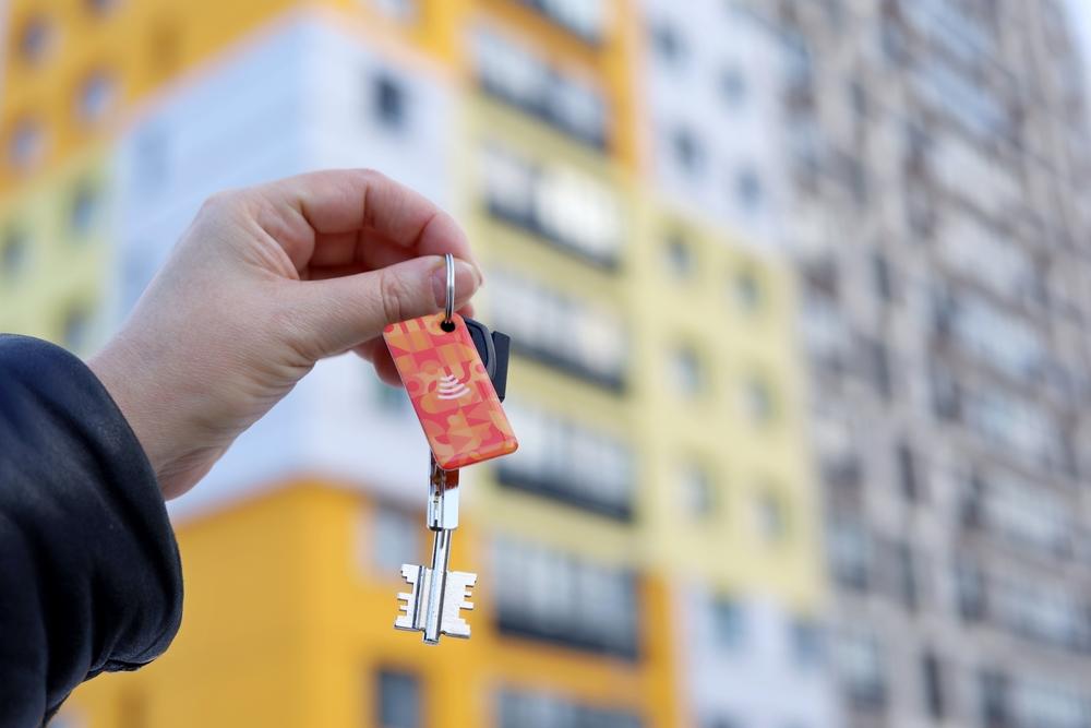 Виц: Скъпа, вече ще живеем в скъп апартамент, както ти искаше!