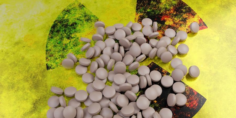 Защо хората масово купуват йодни таблетки?