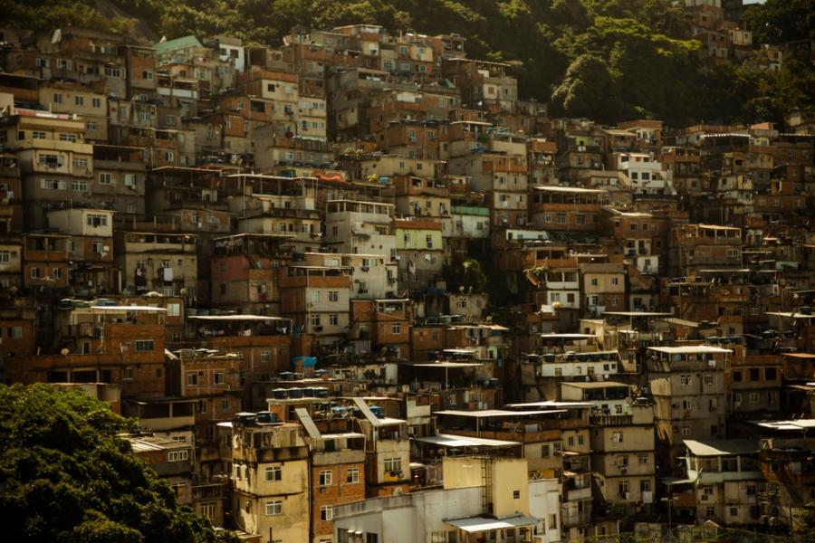 Проучване има за цел да установи последиците от изменението на климата за живеещите във фавелите на Рио де Жанейро
