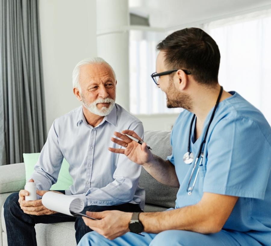 Виц: Докторе, с тези хапчета, дали ще мога да пия ракия?