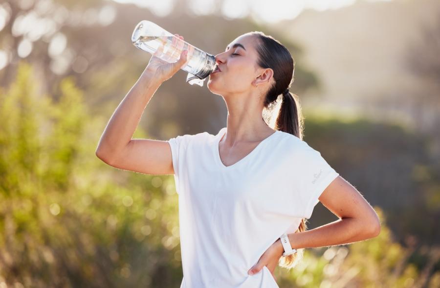 Прекомерната употреба на течности може да е симптом на хормонален проблем 