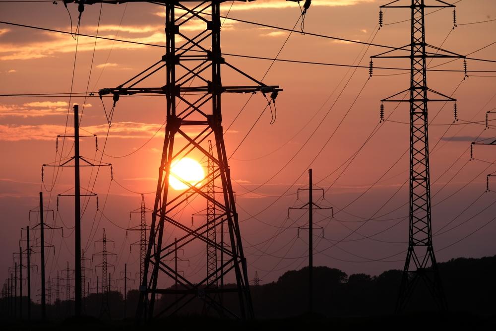 Дневната и нощната тарифа на тока: време ли е за промяна?