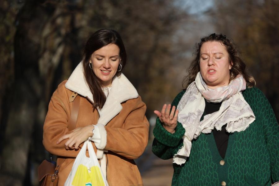 Виц: Интересно ми е как ли ще изглеждам на 100?