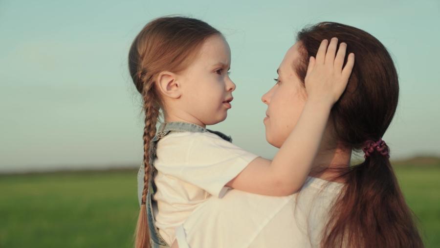 Ако детето ти те съди, това не значи, че си била лоша майка