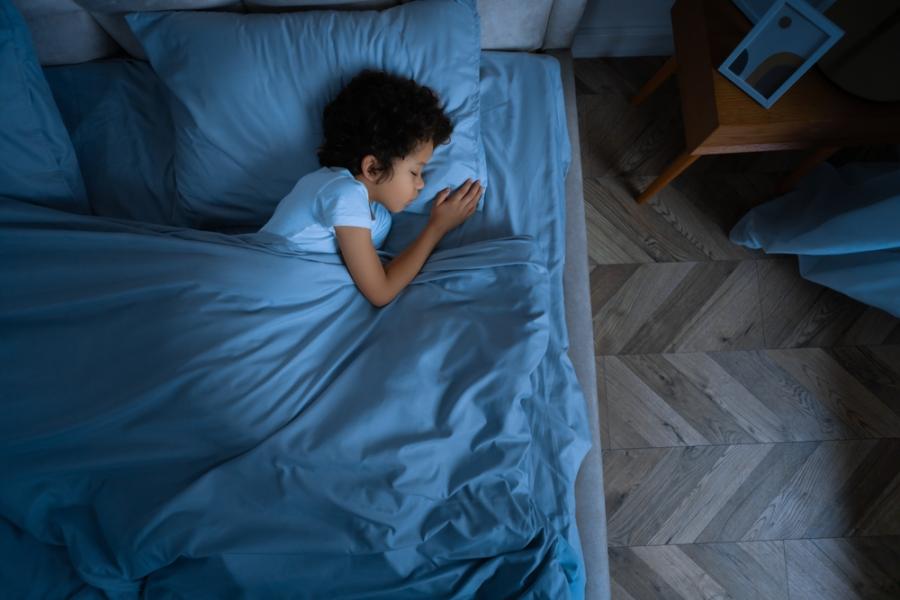 Девет часа сън дневно значително намаляват риска от затлъстяване при момчетата