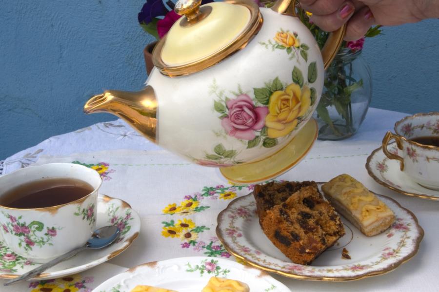 Британците масово смятат, че чаят им е местен – проучване на Fairtrade