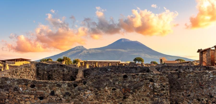 Археолози откриха доказателства за повторно заселване на Помпей след изригването на Везувий