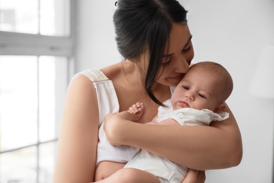 Израелски учени: окситоцинът е ключов за емоционалното развитие при младия мозък