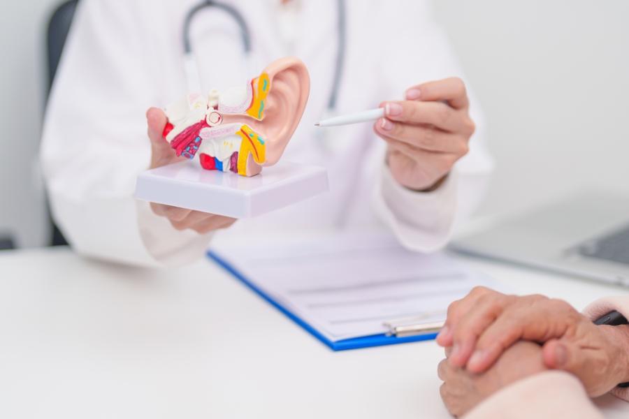 Как да се погрижим за здравето на ушите си