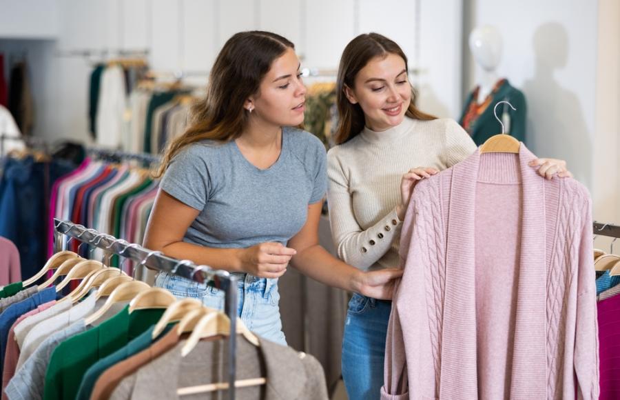 Виц: Ленчеее, това да не ти е фейсбук?