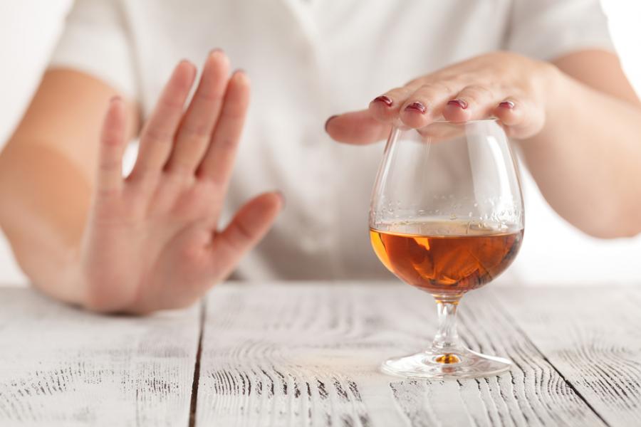 Уви, алкохолът действително причинява рак