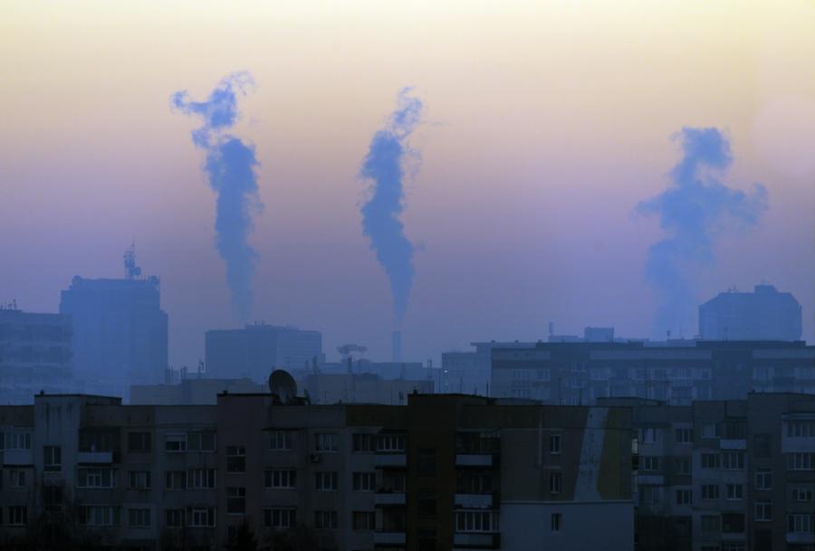 Мръсният въздух в големите градове състарява жените