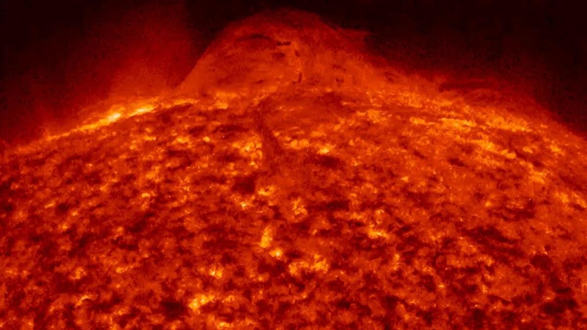 Как Слънцето „гори“ в Космоса, след като там няма кислород?