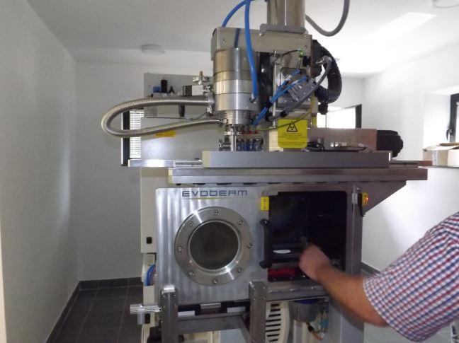 Български учени разработиха повърхностни покрития и сплави за авиацията и космическите технологии