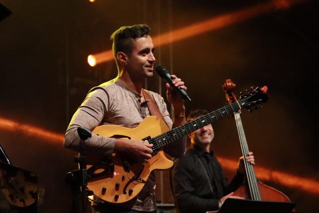 Кралят на барабаните Били Кобъм завладя публиката в Банско