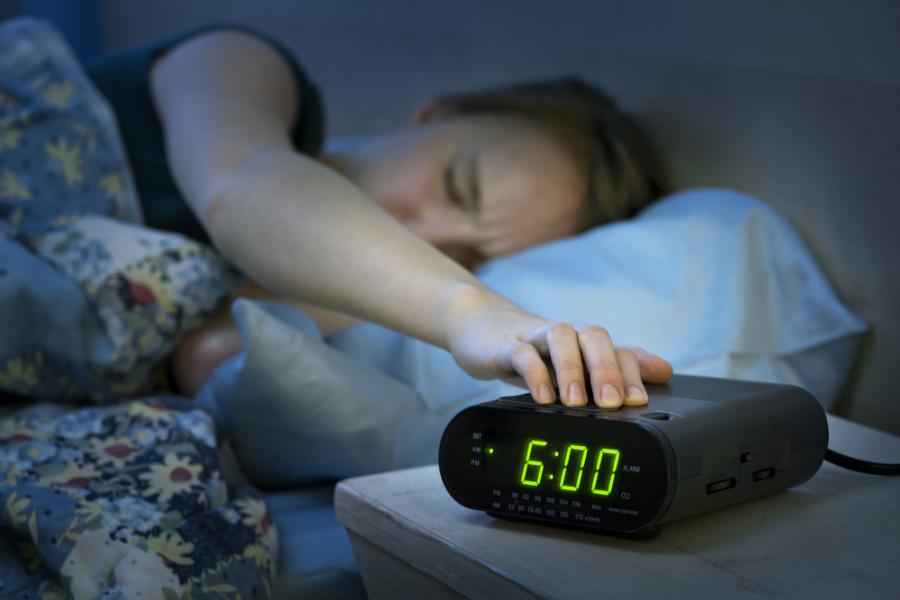  Как да се събудим по-лесно сутрин