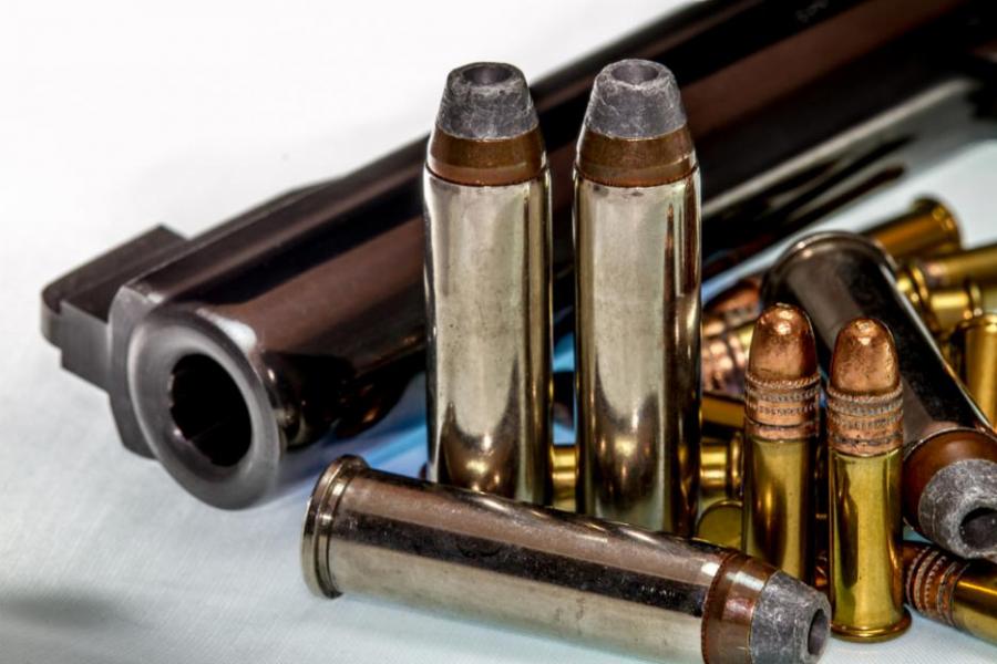 Доколко се различават почитателите на оръжия и враговете на оръжията?