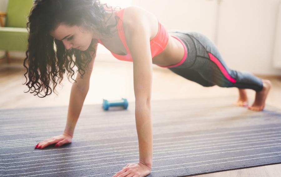Упражненията у дома – полезни колкото фитнес